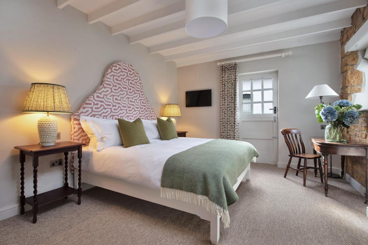 Hotel The Nevill Arms Medbourne Esterno foto